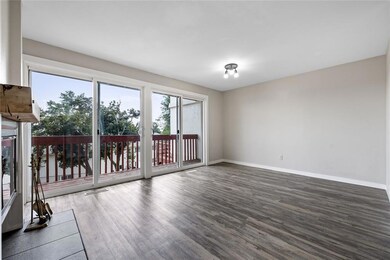 51 29th Avenue Dr SW unit 20, Cedar Rapids, IA 52404 - photo 3