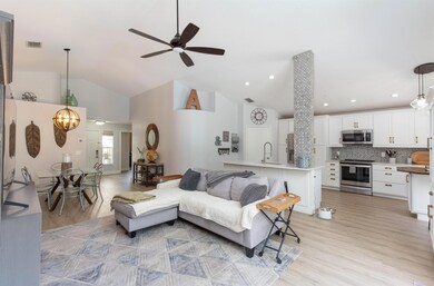 15128 Oak Chase Ct, Wellington, FL 33414 - photo 7