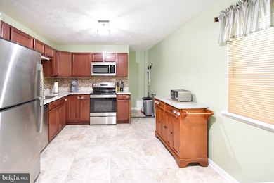 337 Kendrick Ln, Front Royal, VA 22630 - photo 2