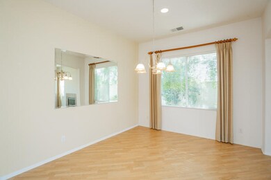 49338Barrymore_MLS-2