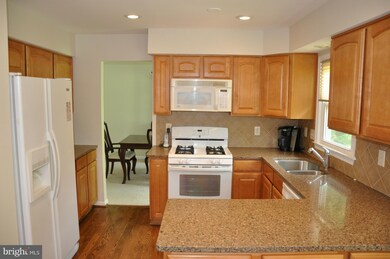 13161 Ladybank Ln, Herndon, VA 20171 - photo 5