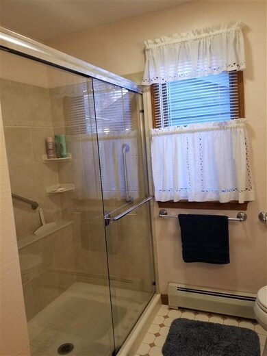 8 Devon Ln, Claremont, NH 03743 - photo 3