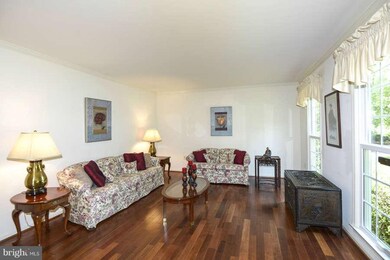 11601 Everglade Ct, North Potomac, MD 20878 - photo 6