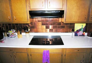 22 Crestwood Ave, Troy, NY 12180 - photo 5