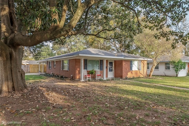 2801 E Cavett Dr, Shreveport, LA 71104 - photo 2