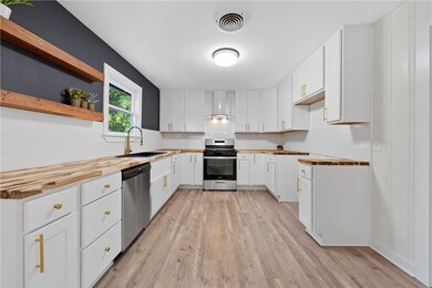 133 Meadowbrook St, Robinson, TX 76706 - photo 5