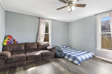 720 Porter Ave, Aurora, MO 65605 - photo 7