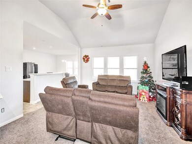 7459 Ida Wells Forest Dr, Houston, TX 77016 - photo 5