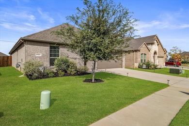 2955 Trusting Way, Aubrey, TX 76227 - photo 3