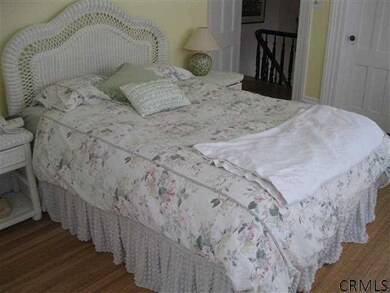 67 Union Ave, Saratoga Springs, NY 12866 - photo 7