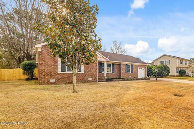 102 Creighton Dr, Jacksonville, NC 28546 - photo 2