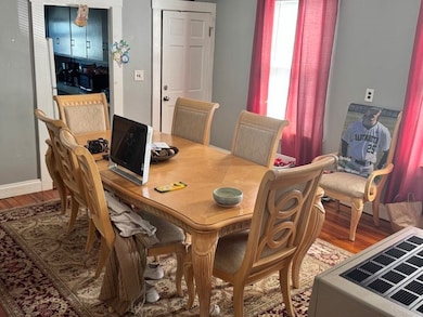 136 Dartmouth St, New Bedford, MA 02740 - photo 6