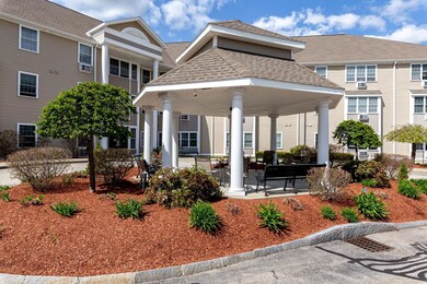 486 Nashua St unit 301, Milford, NH 03055 - photo 3