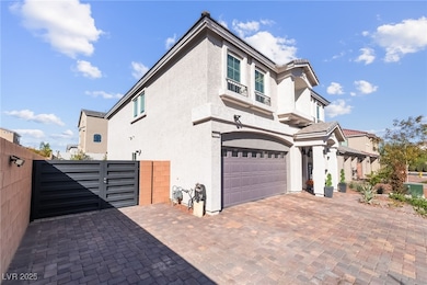 10323 Rolling Bay Ct, Las Vegas, NV 89141 - photo 3