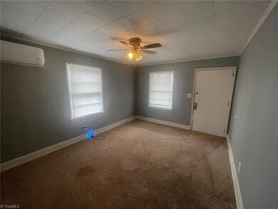 222 Holderby St, Reidsville, NC 27320 - photo 2