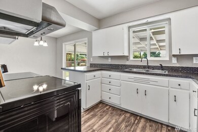 2571 Terry Ave, Longview, WA 98632 - photo 4