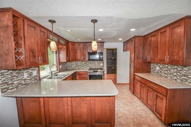 1772 Talawa Ct NE, Keizer, OR 97303 - photo 5