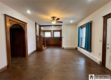 Entry/Family Room