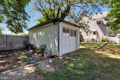 352 W Queen St, Chambersburg, PA 17201 - photo 7