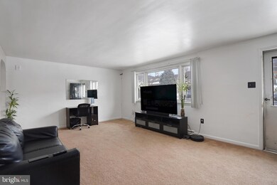 2208 N 18th St, Reading, PA 19604 - photo 5