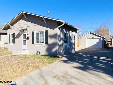 1609 7th Ave, Scottsbluff, NE 69361 - photo 2