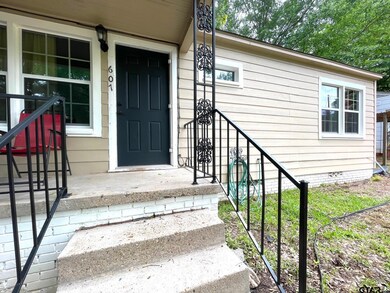 607 607 Turner St, Kilgore, TX 75662 - photo 2