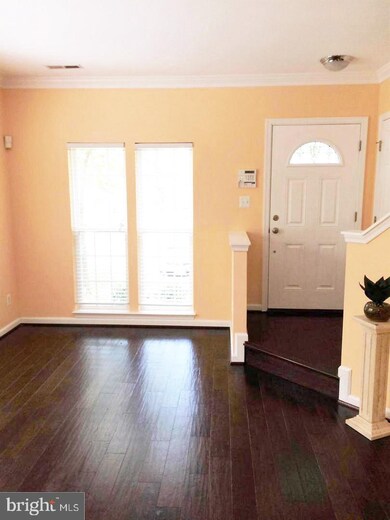 12470 Selkirk Cir, Bristow, VA 20136 - photo 2