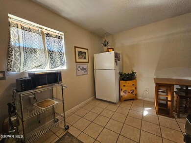 3910 Lincoln Ave unit 4, El Paso, TX 79930 - photo 7
