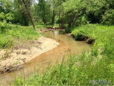 136 Bridges Family Dr, Asheville, NC 28806 - photo 2