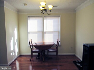9067 Mcclellan Common, Manassas, VA 20110 - photo 4