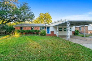 835 Dora St, Bedford, TX 76022 - photo 3