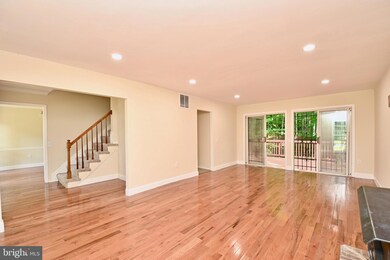 10110 Snowden Rd, Laurel, MD 20708 - photo 6