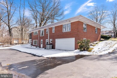 63 Grandview Blvd, Reading, PA 19609 - photo 7