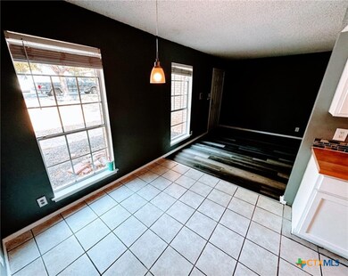 3429 Willowrun Dr unit B, Austin, TX 78704 - photo 5