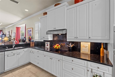 1613 Lancashire Dr, Venice, FL 34293 - photo 5