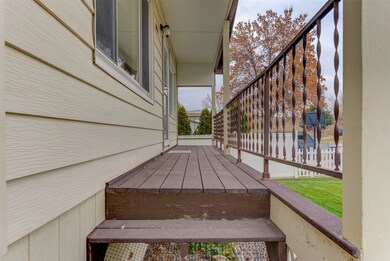 2114 Townsend Ave, Helena, MT 59601 - photo 4