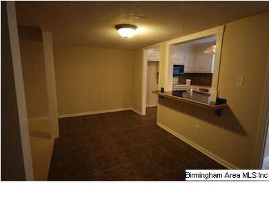 Dining Area with Breakfast Bar