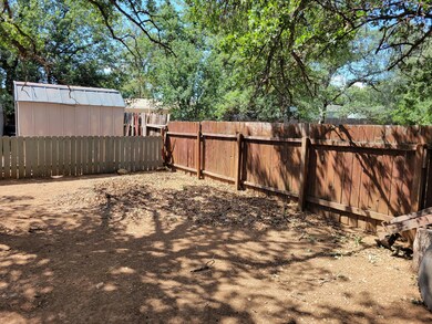 3551 Oasis front total side yard - Copy