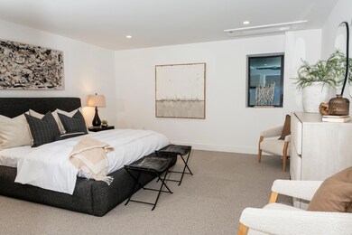 Jr Suite
