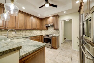 245 Litchfield Ln, Houston, TX 77024 - photo 6