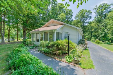 204 Gate St, High Point, NC 27263 - photo 2