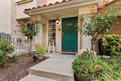 27000 Karns Ct unit 2809, Canyon Country, CA 91387 - photo 2