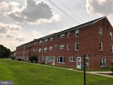 1324 Potomac Ave unit 21, Hagerstown, MD 21742 - photo 2