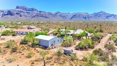 1704 S Barkley Rd-5