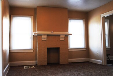 528 Berkely Int 1