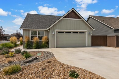 4199 SW 42nd St, Redmond, OR 97756 - photo 2