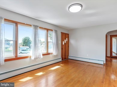 622 S Allison St, Greencastle, PA 17225 - photo 7