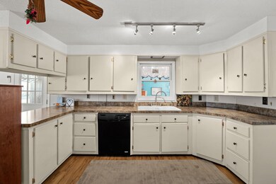 5 Harry St, Rochester, NH 03839 - photo 7