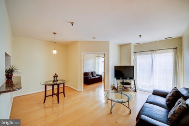 The Charleston unit PH07, Arlington, VA 22201 - photo 7