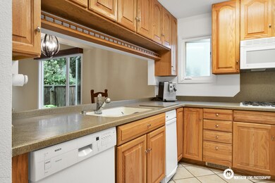 12_Kitchen